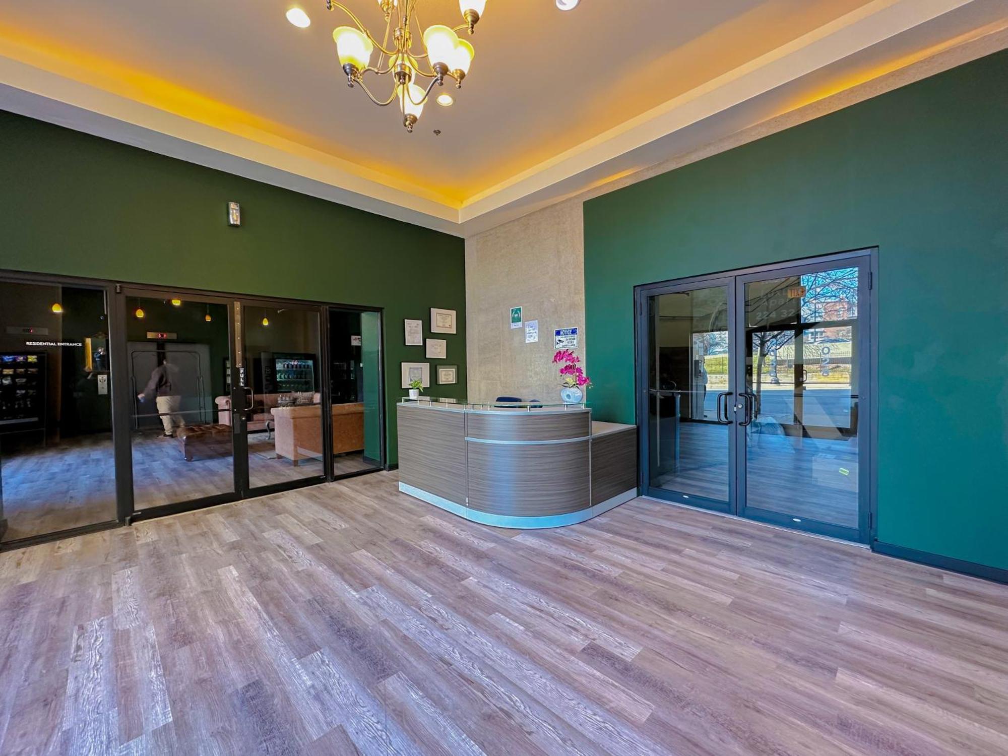 Mccormick Place 2Br Stylish Suite With Optional Parking And Gym For Up To 8 Guests Near Soldier Field And Grant Park Chicago Ngoại thất bức ảnh